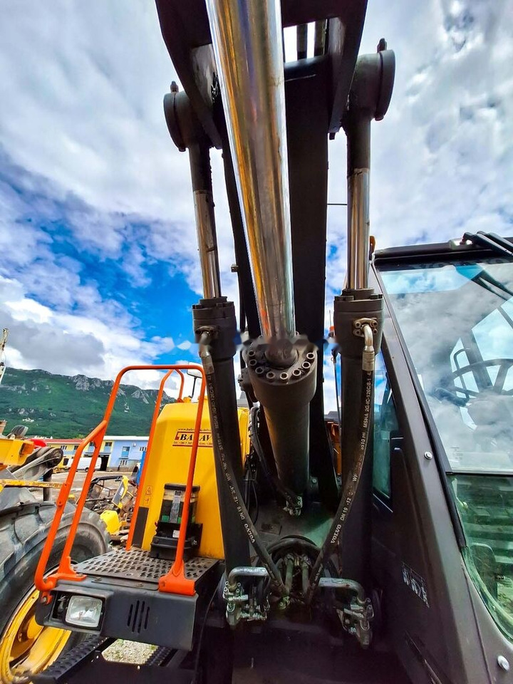 Volvo boom cylinder 14687689 Volvo EWR150E, EWR170E - Запчасти для Экскаваторов: фото 1 Volvo boom cylinder 14687689 Volvo EWR150E, EWR170E - Запчасти для Экскаваторов: фото 1