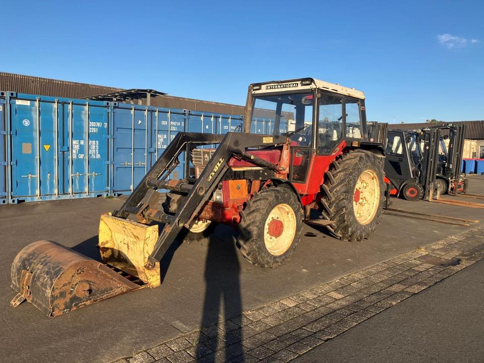 IHC 744 AS Allrad Frontlader Bastlerfahrzeug Sammlerstück Traktor - Трактор: фото 3 IHC 744 AS Allrad Frontlader Bastlerfahrzeug Sammlerstück Traktor - Трактор: фото 3