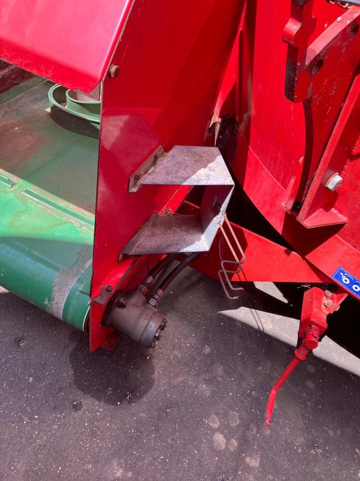 Trioliet Futtermischwagen Solomix 2 1600 Förderband vorne - Кормораздатчик: фото 5 Trioliet Futtermischwagen Solomix 2 1600 Förderband vorne - Кормораздатчик: фото 5