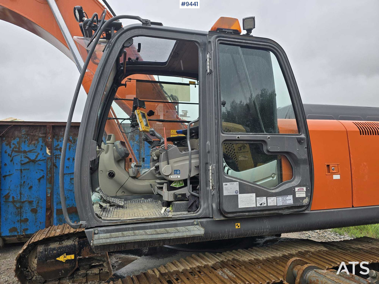 Hitachi ZX 250 LC-3 - Гусеничный экскаватор: фото 3 Hitachi ZX 250 LC-3 - Гусеничный экскаватор: фото 3