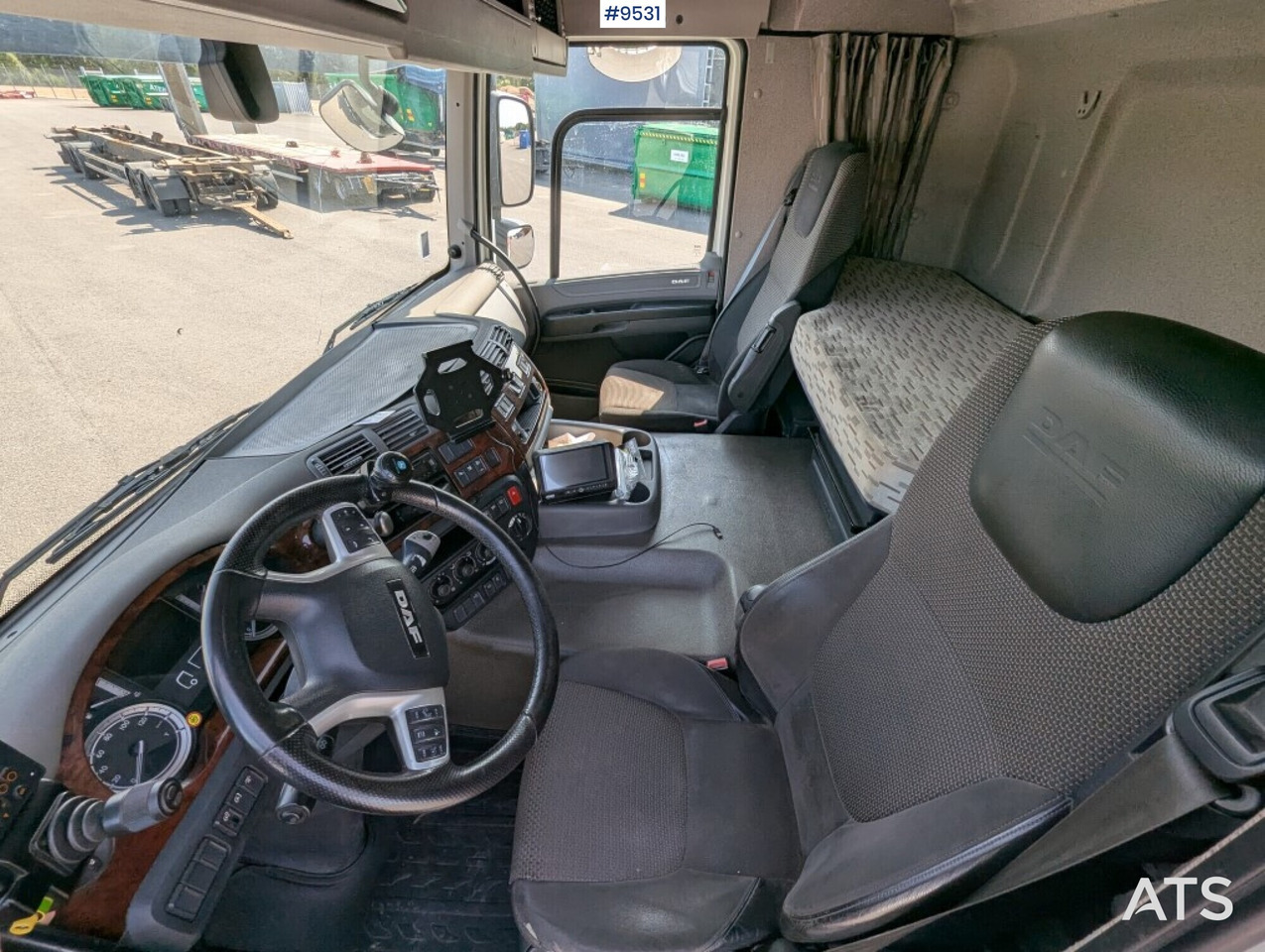 Hooklift Truck Daf FAQ CF510Z 8x2 (SEE VIDEO) - Крюковой мультилифт: фото 5 Hooklift Truck Daf FAQ CF510Z 8x2 (SEE VIDEO) - Крюковой мультилифт: фото 5