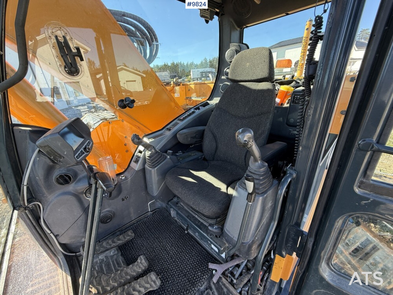 Hyundai Robex 235LCR-9A excavator - Гусеничный экскаватор: фото 5 Hyundai Robex 235LCR-9A excavator - Гусеничный экскаватор: фото 5