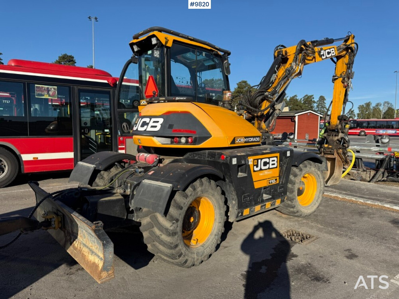 Колёсный экскаватор JCB Hydradig 110w wheel excavator with tiltrotator and attachments: фото 6