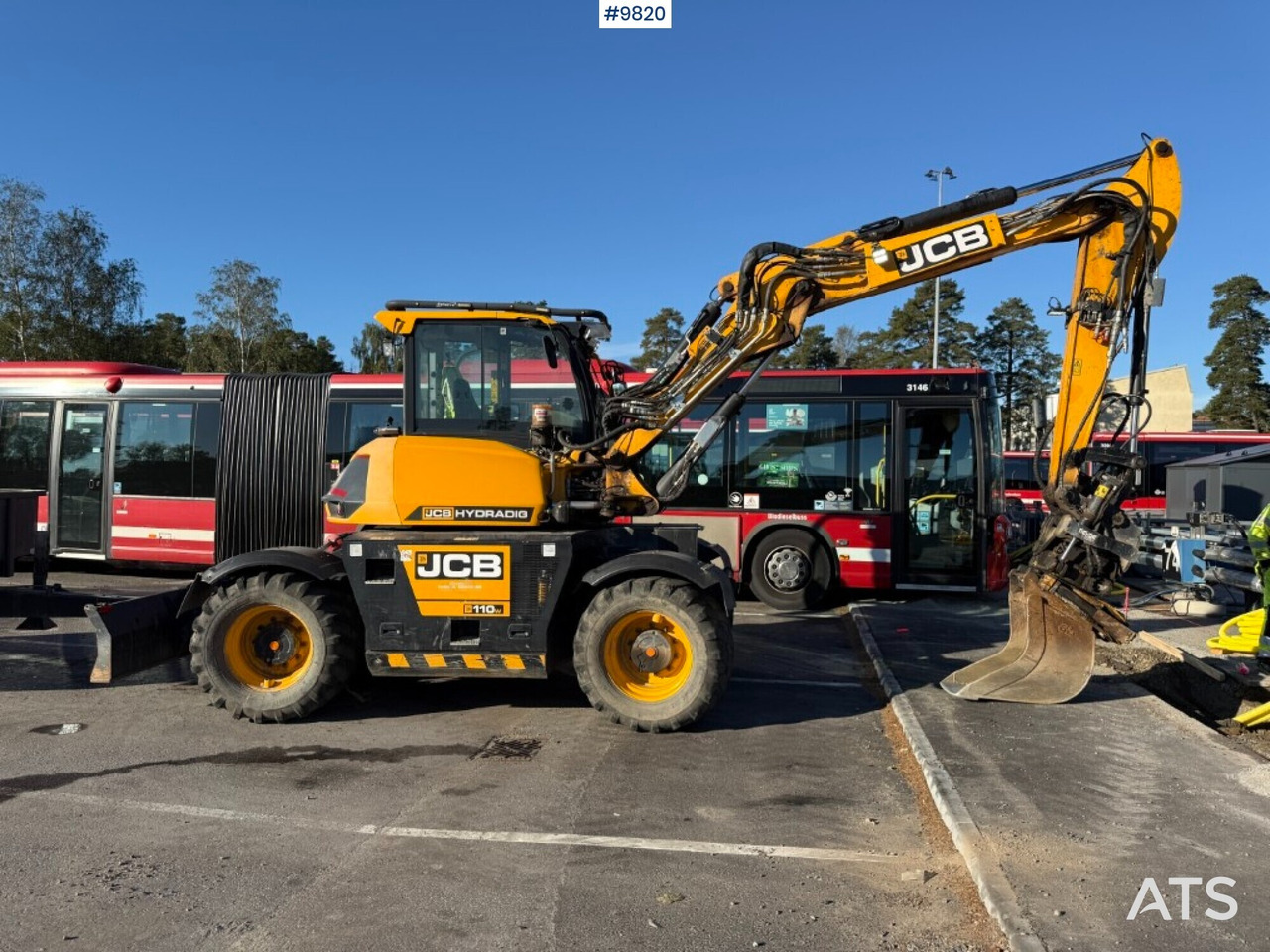 JCB Hydradig 110w wheel excavator with tiltrotator and attachments - Колёсный экскаватор: фото 3 JCB Hydradig 110w wheel excavator with tiltrotator and attachments - Колёсный экскаватор: фото 3
