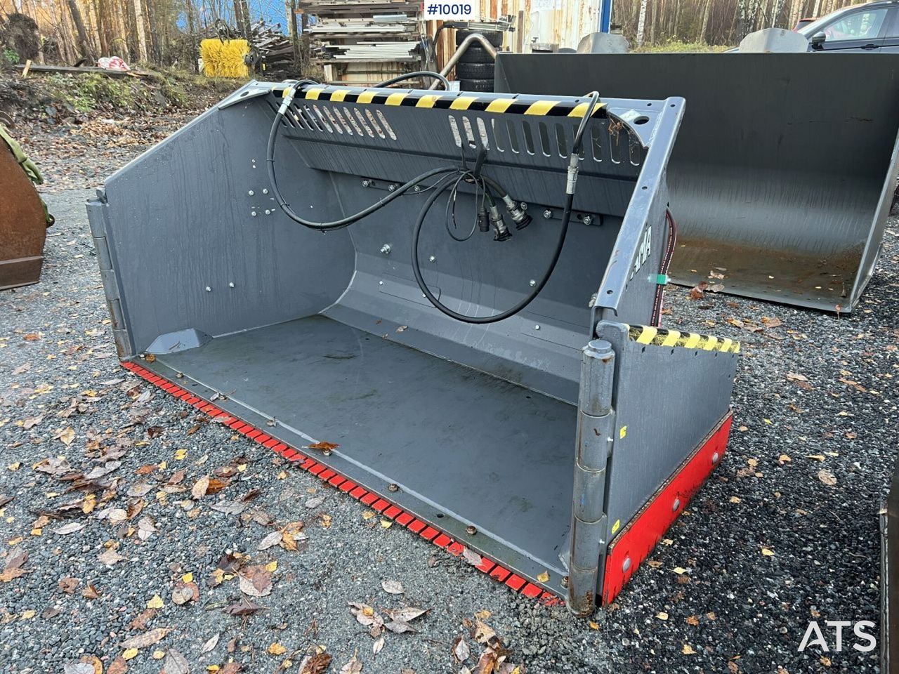 Multi-bucket VAMA EPS225 - Ковш для погрузчика: фото 1 Multi-bucket VAMA EPS225 - Ковш для погрузчика: фото 1