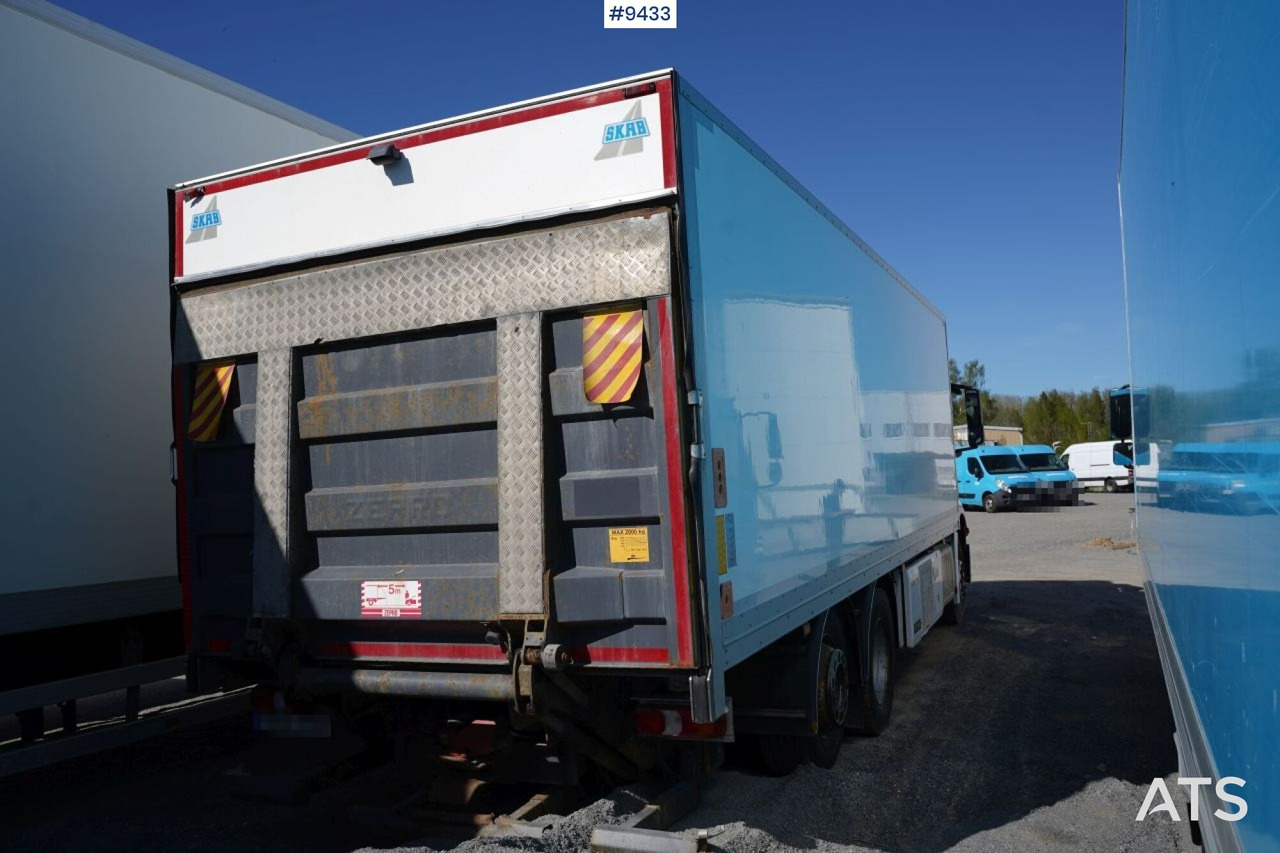 Refrigerated Box truck Mercedes Antos with tail lift (SEE VIDEO) - Рефрижератор: фото 4 Refrigerated Box truck Mercedes Antos with tail lift (SEE VIDEO) - Рефрижератор: фото 4