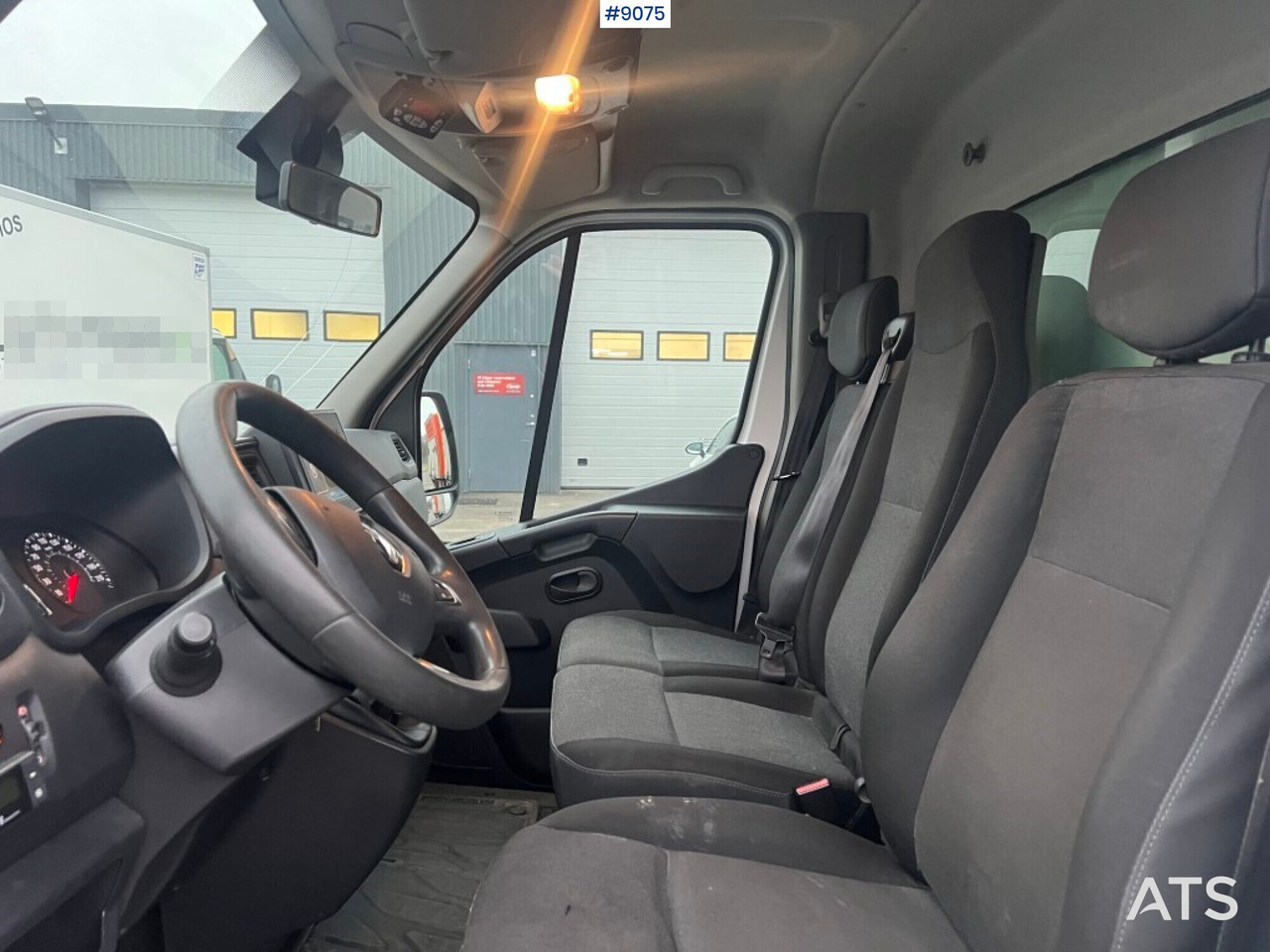 Фургон-рефрижератор Refrigerated truck - Renault Master: фото 16