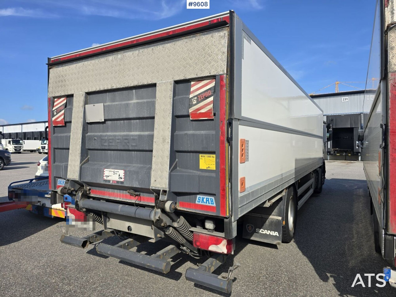 Scania P250 Liftable and lowerable body - Грузовик с закрытым кузовом: фото 3 Scania P250 Liftable and lowerable body - Грузовик с закрытым кузовом: фото 3