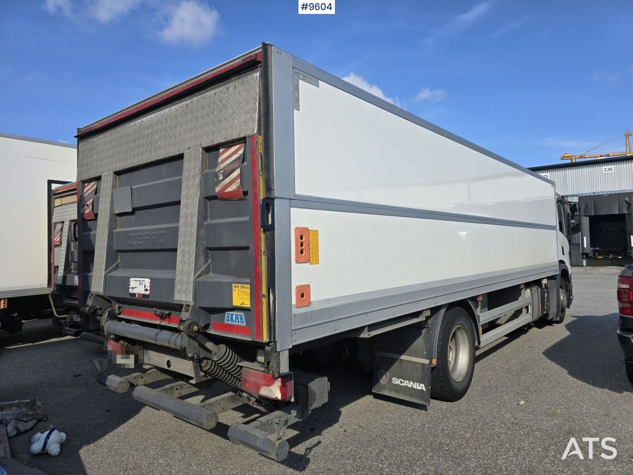 Scania P250 Liftable and lowerable body - Грузовик с закрытым кузовом: фото 3 Scania P250 Liftable and lowerable body - Грузовик с закрытым кузовом: фото 3