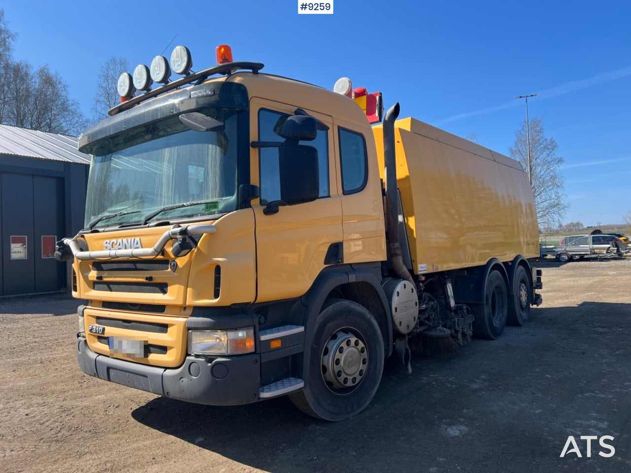 Scania sweeper truck with Johnston Beam sweeper (VIDEO) - Подметально-уборочная машина: фото 1 Scania sweeper truck with Johnston Beam sweeper (VIDEO) - Подметально-уборочная машина: фото 1
