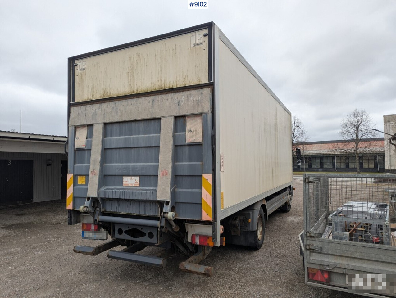 Skåpbil distribution Mercedes Benz 1224 L 4X2 - Грузовик с закрытым кузовом: фото 2 Skåpbil distribution Mercedes Benz 1224 L 4X2 - Грузовик с закрытым кузовом: фото 2