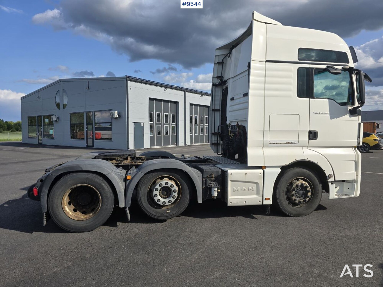 Tractor Unit MAN TGX 6x2 - Тягач: фото 3 Tractor Unit MAN TGX 6x2 - Тягач: фото 3