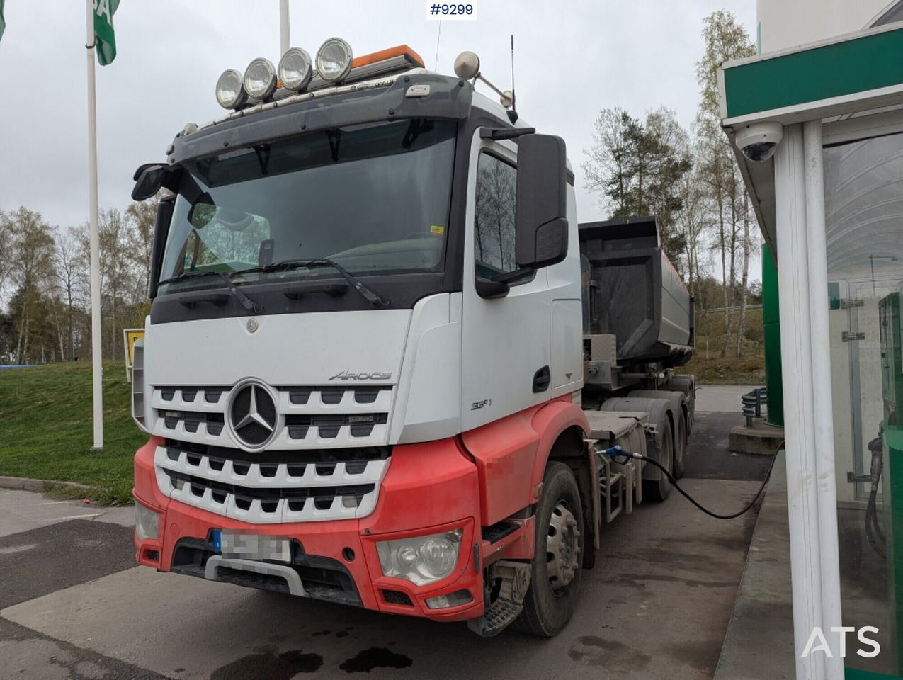 Tractor Unit Mercedes-Benz Arocs 3351 6x4 with tipper trailer - Тягач: фото 1 Tractor Unit Mercedes-Benz Arocs 3351 6x4 with tipper trailer - Тягач: фото 1