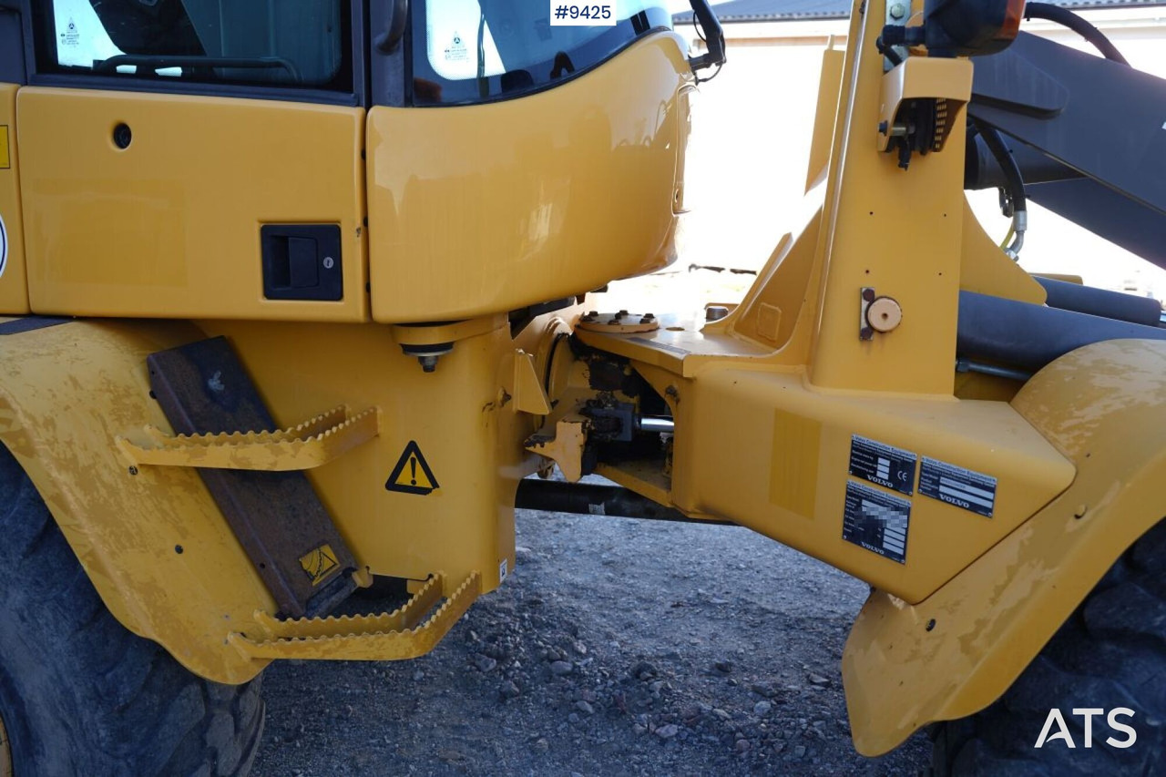 Volvo L35 G with implements (VIDEO) в лизинг Volvo L35 G with implements (VIDEO): фото 20