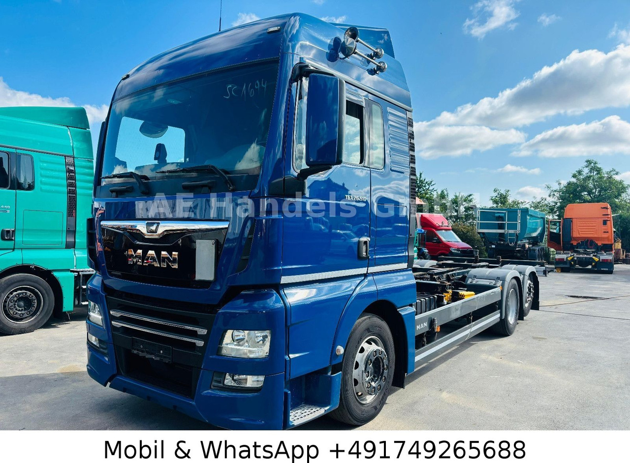 MAN TGX 26.510 XLX LL 6x2*Retarder/Lenk+Lift/ACC/LDW - Грузовик-контейнеровоз/ Сменный кузов: фото 1 MAN TGX 26.510 XLX LL 6x2*Retarder/Lenk+Lift/ACC/LDW - Грузовик-контейнеровоз/ Сменный кузов: фото 1