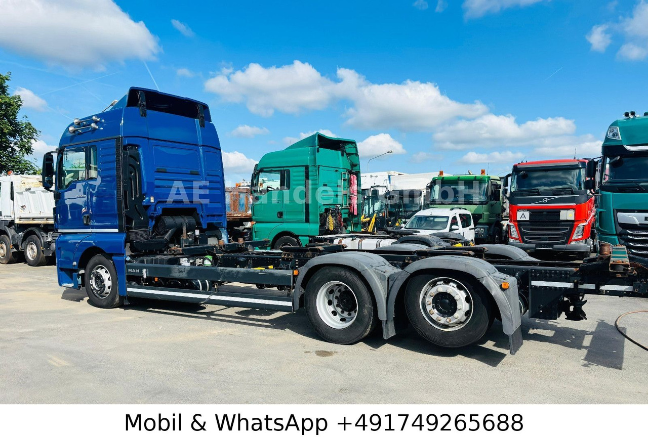 MAN TGX 26.510 XLX LL 6x2*Retarder/Lenk+Lift/ACC/LDW - Грузовик-контейнеровоз/ Сменный кузов: фото 2 MAN TGX 26.510 XLX LL 6x2*Retarder/Lenk+Lift/ACC/LDW - Грузовик-контейнеровоз/ Сменный кузов: фото 2