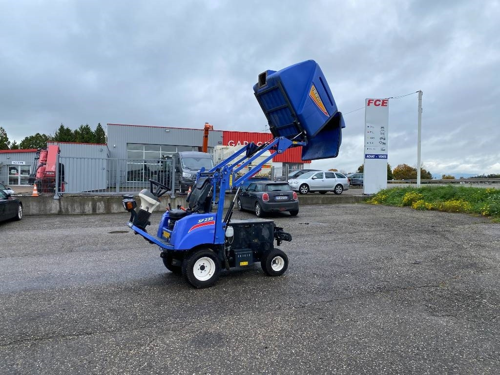 Iseki SF 235F 1er Main endommagée - Косилка: фото 3 Iseki SF 235F 1er Main endommagée - Косилка: фото 3