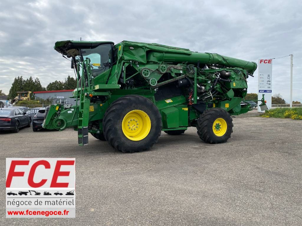 John Deere S780i 4x4 Carte Grise Française endommagée - Зерноуборочный комбайн: фото 1 John Deere S780i 4x4 Carte Grise Française endommagée - Зерноуборочный комбайн: фото 1