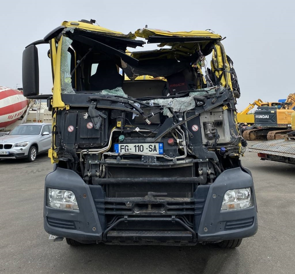 MAN MAN TGS 32-420 / STETTER AM-UltraEco endommagé - Автобетоносмеситель: фото 2 MAN MAN TGS 32-420 / STETTER AM-UltraEco endommagé - Автобетоносмеситель: фото 2