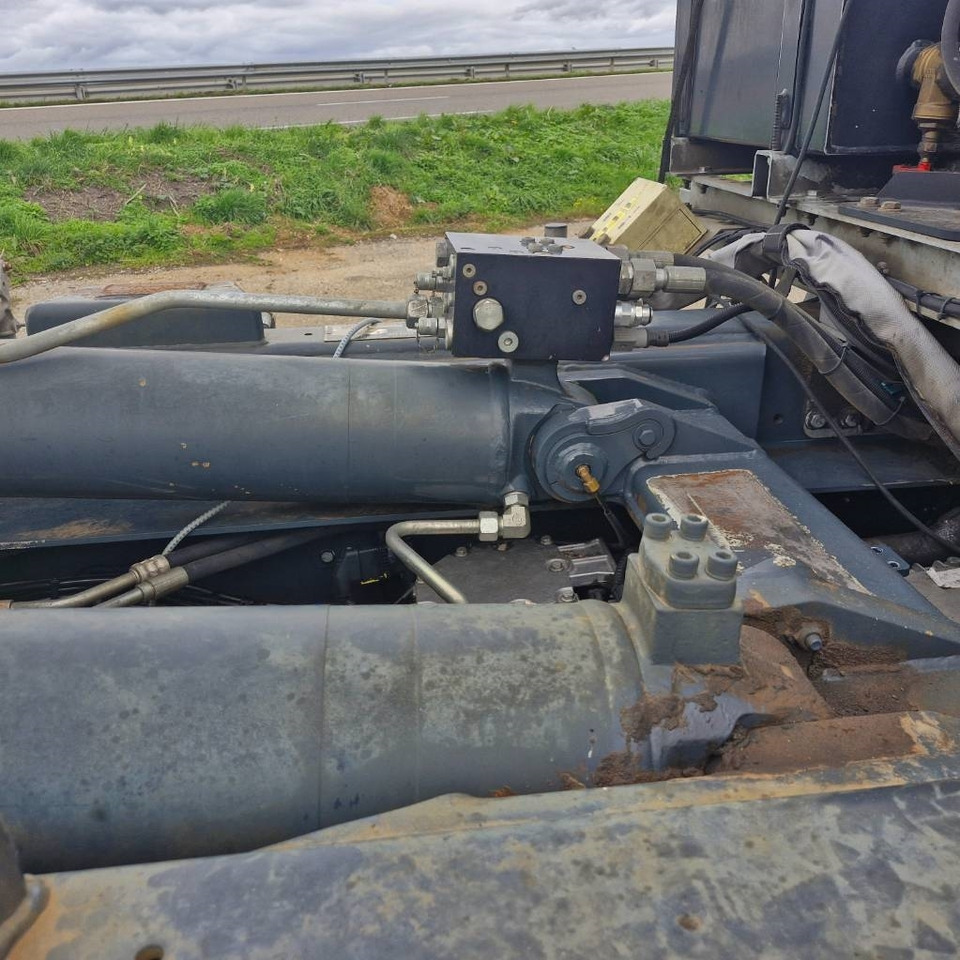 Крюковой мультилифт Renault D Wide 380: фото 25 Крюковой мультилифт Renault D Wide 380: фото 25