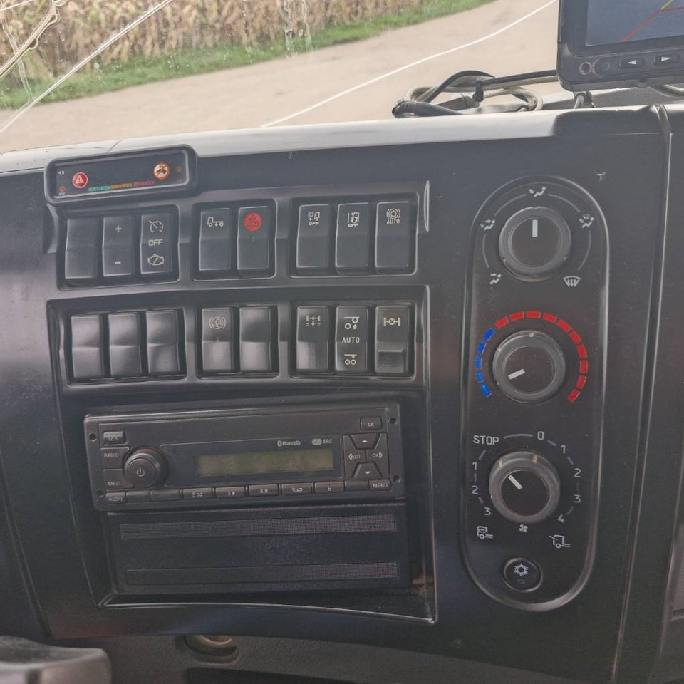 Крюковой мультилифт Renault D Wide 380: фото 11 Крюковой мультилифт Renault D Wide 380: фото 11