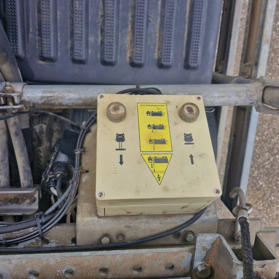 Крюковой мультилифт Renault D Wide 380: фото 35 Крюковой мультилифт Renault D Wide 380: фото 35