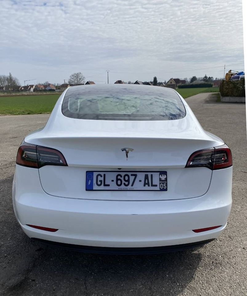 Tesla MODEL 3 - 5YJ3 Rwd Origine Française - Седан: фото 5 Tesla MODEL 3 - 5YJ3 Rwd Origine Française - Седан: фото 5