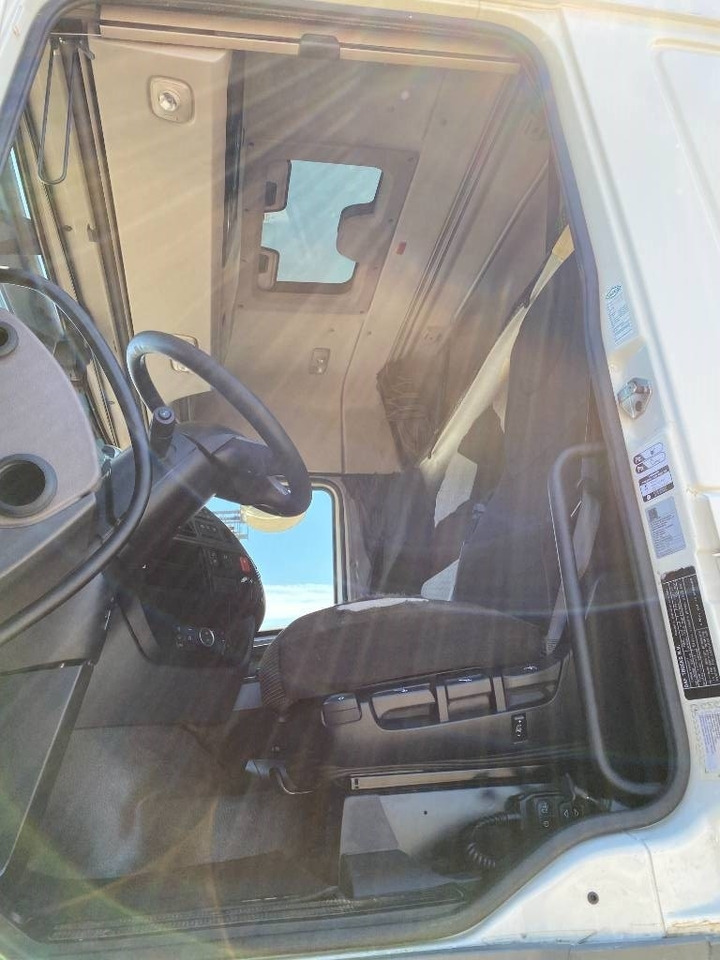 Тягач DAF XF 480 SpaceCab: фото 16