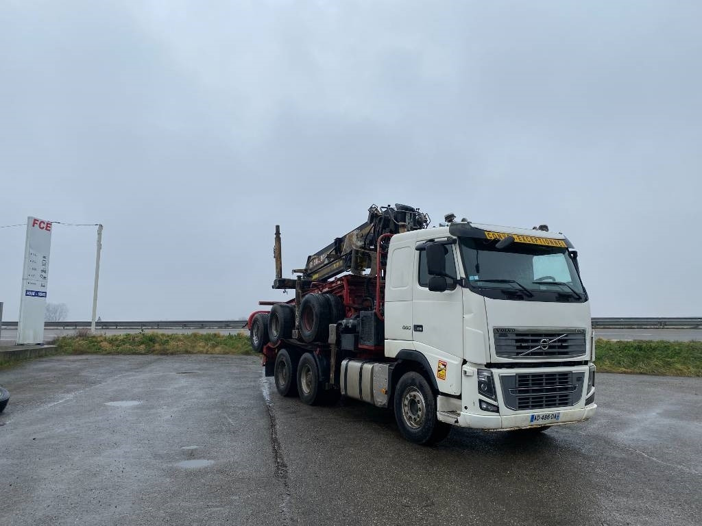 Volvo FH 660 RETARDER /DIEBOLT D2887 2017 endommagé - Лесовоз: фото 4 Volvo FH 660 RETARDER /DIEBOLT D2887 2017 endommagé - Лесовоз: фото 4