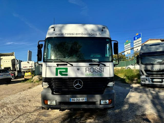 Mercedes ACTROS 2535 PLATEAU RIDELLE BACHE HAYON - Тентованный грузовик: фото 2 Mercedes ACTROS 2535 PLATEAU RIDELLE BACHE HAYON - Тентованный грузовик: фото 2