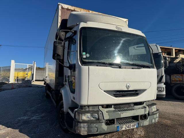 Renault MIDLUM 220 DCI CAISSE HAYON - Грузовик с закрытым кузовом: фото 4 Renault MIDLUM 220 DCI CAISSE HAYON - Грузовик с закрытым кузовом: фото 4