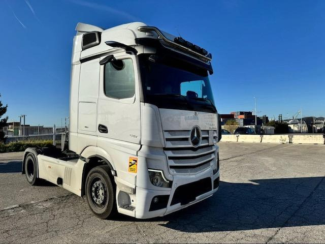 Mercedes ACTROS 1851 RETARDER - Тягач: фото 4 Mercedes ACTROS 1851 RETARDER - Тягач: фото 4