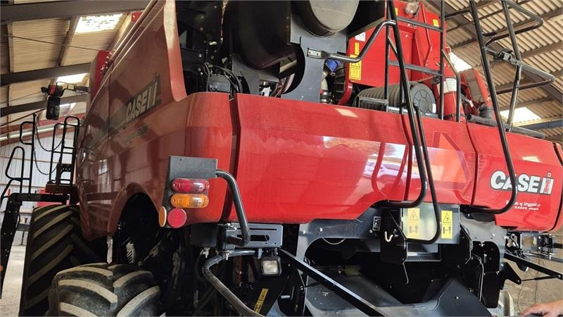 Case IH Axial Flow 6140 25 fod 3050 skærebord - Зерноуборочный комбайн: фото 5 Case IH Axial Flow 6140 25 fod 3050 skærebord - Зерноуборочный комбайн: фото 5