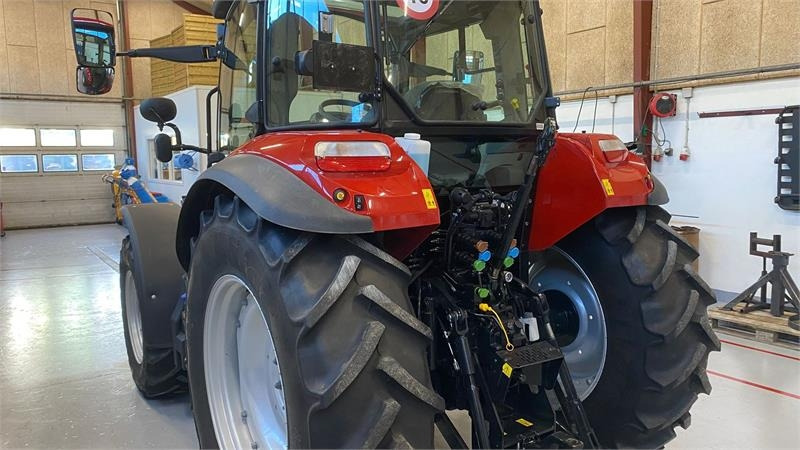 Case IH Farmall 100C - Трактор: фото 4 Case IH Farmall 100C - Трактор: фото 4