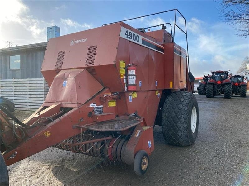 Hesston 4900 - Пресс-подборщик тюковый: фото 3 Hesston 4900 - Пресс-подборщик тюковый: фото 3