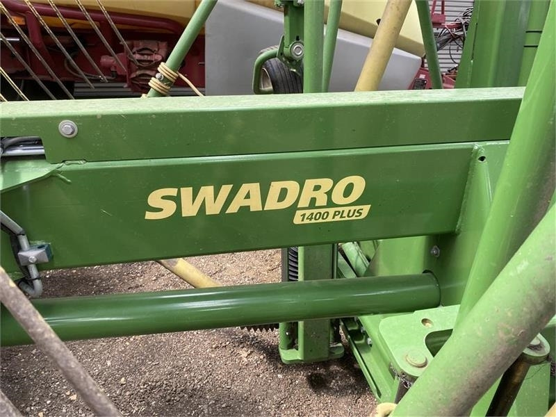 Krone Swadro 1400 plus - Сеноворошилка: фото 2 Krone Swadro 1400 plus - Сеноворошилка: фото 2