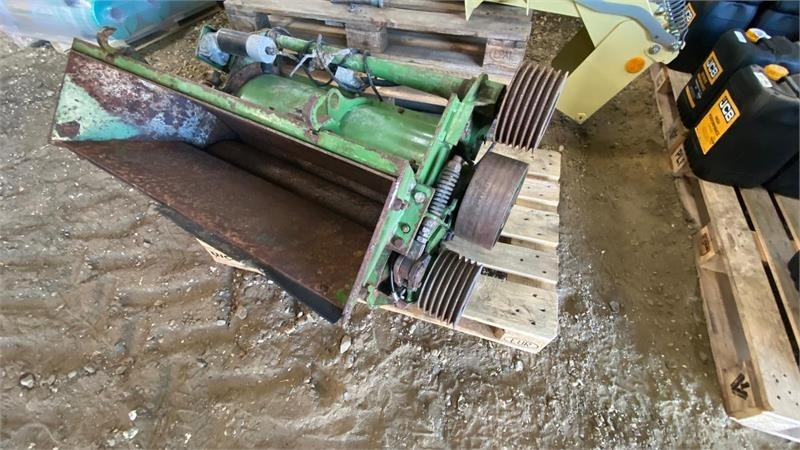 Krone corncraker Big X 700-1100 - Техника для сенозаготовки: фото 3 Krone corncraker Big X 700-1100 - Техника для сенозаготовки: фото 3