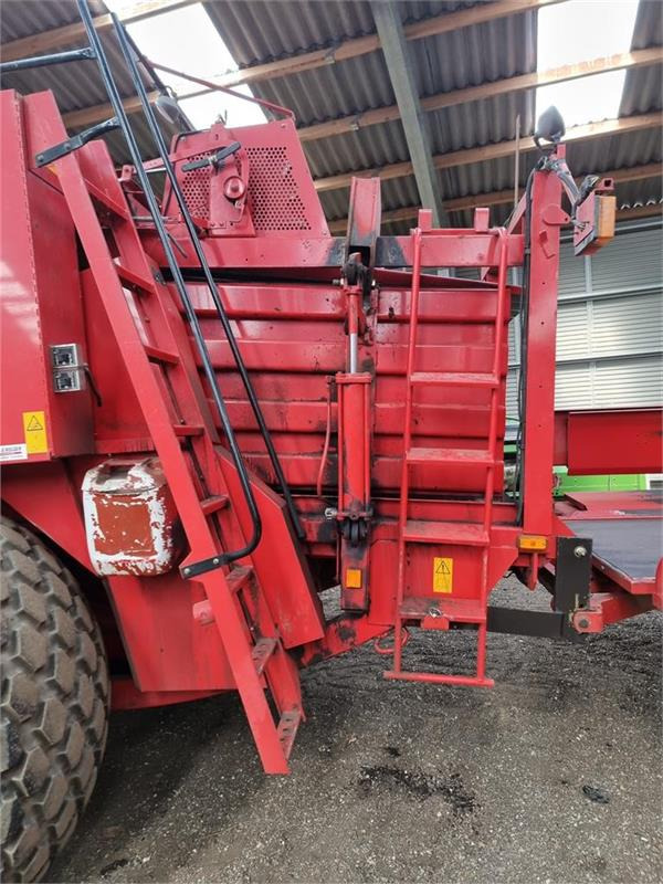 Massey Ferguson >190 bigpallepresser Parkland Ballevogn - Пресс-подборщик тюковый: фото 4 Massey Ferguson >190 bigpallepresser Parkland Ballevogn - Пресс-подборщик тюковый: фото 4
