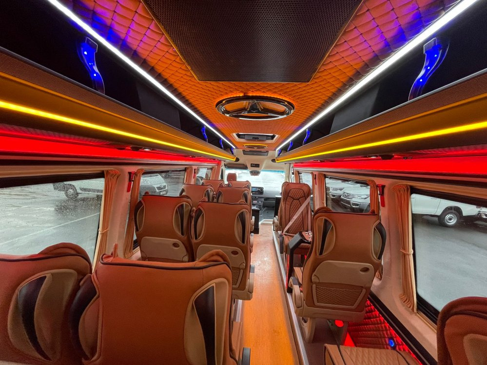 Mercedes Sprinter 519 CDI 2.2L Diesel Automatic VIP в лизинг Mercedes Sprinter 519 CDI 2.2L Diesel Automatic VIP: фото 9