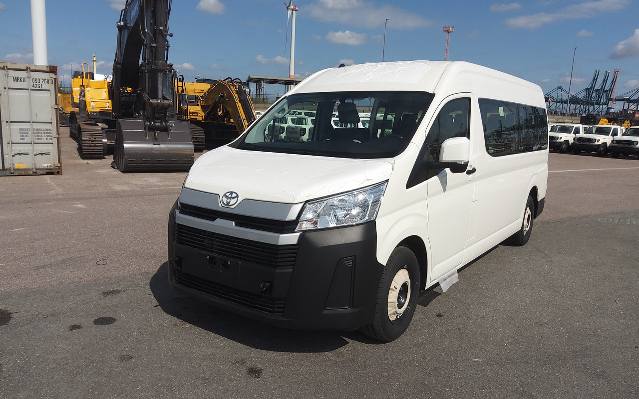 Toyota Hiace HIGH ROOF / TOIT HAUT 3.5L Petrol Manual - Микроавтобус, Пассажирский фургон: фото 1 Toyota Hiace HIGH ROOF / TOIT HAUT 3.5L Petrol Manual - Микроавтобус, Пассажирский фургон: фото 1