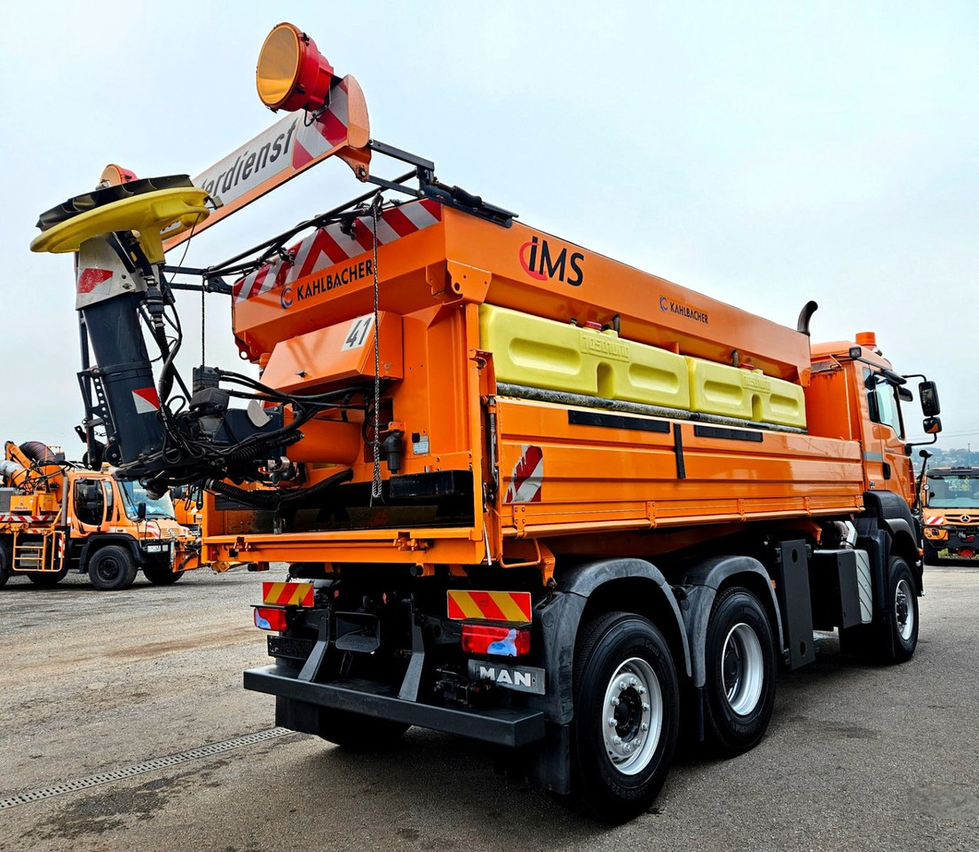 MAN TGA 28.400 6x4-4 Winterdienst - Самосвал: фото 5 MAN TGA 28.400 6x4-4 Winterdienst - Самосвал: фото 5