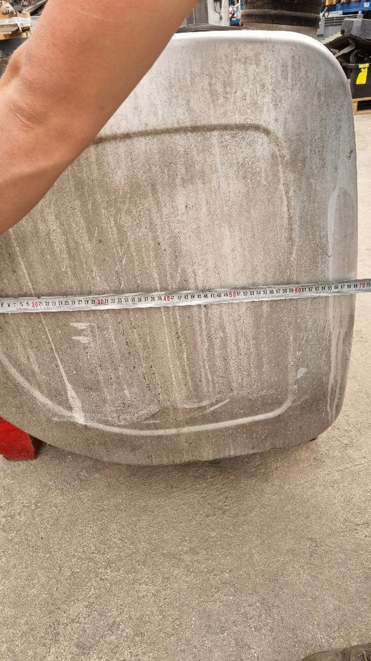 Serbatoio Volvo 570 lt - Топливный бак для Грузовиков: фото 4 Serbatoio Volvo 570 lt - Топливный бак для Грузовиков: фото 4