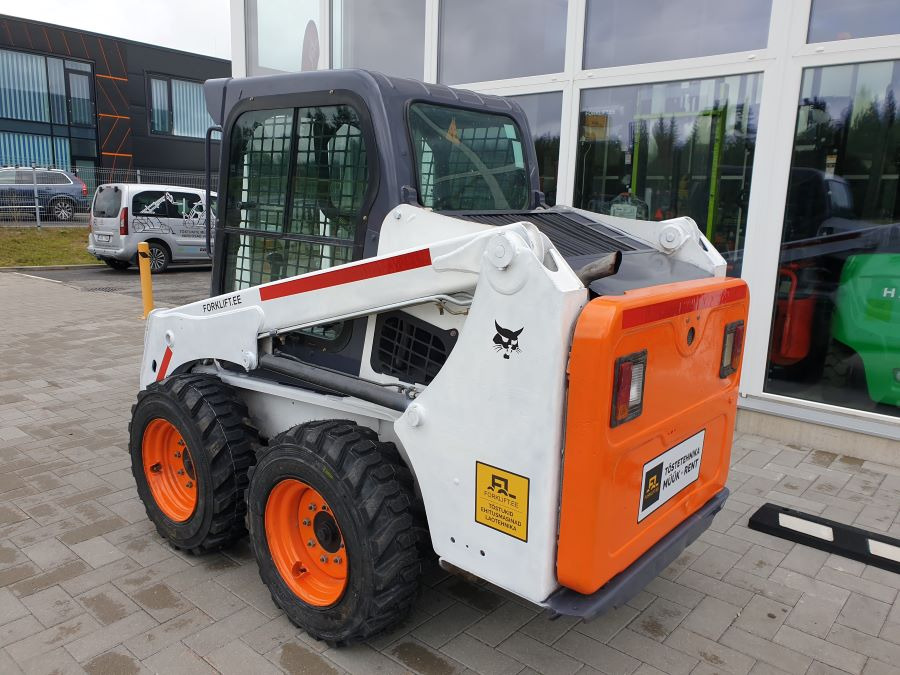 BOBCAT Bobcat S450 - Мини-погрузчик с бортовым поворотом: фото 3 BOBCAT Bobcat S450 - Мини-погрузчик с бортовым поворотом: фото 3