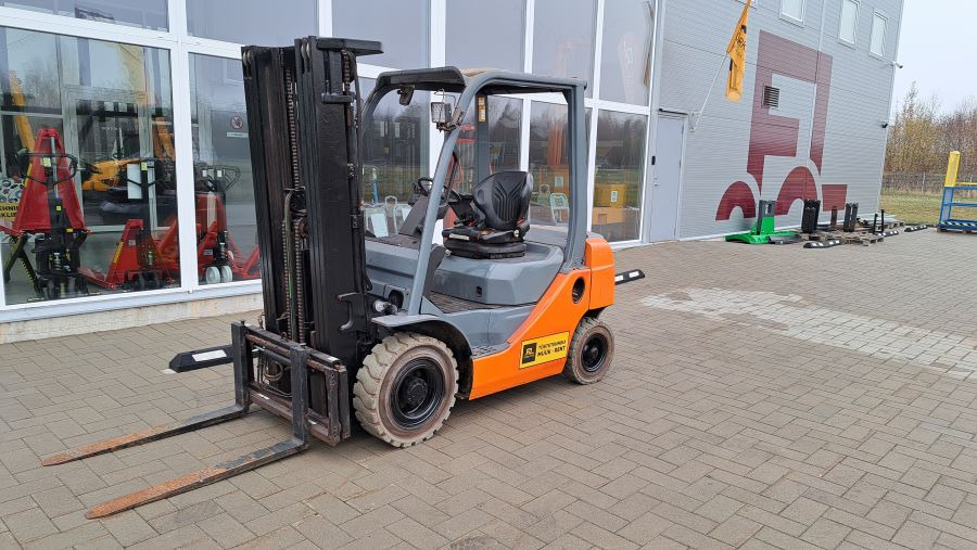 Toyota 02-8FDF20 - Дизельный погрузчик: фото 1 Toyota 02-8FDF20 - Дизельный погрузчик: фото 1