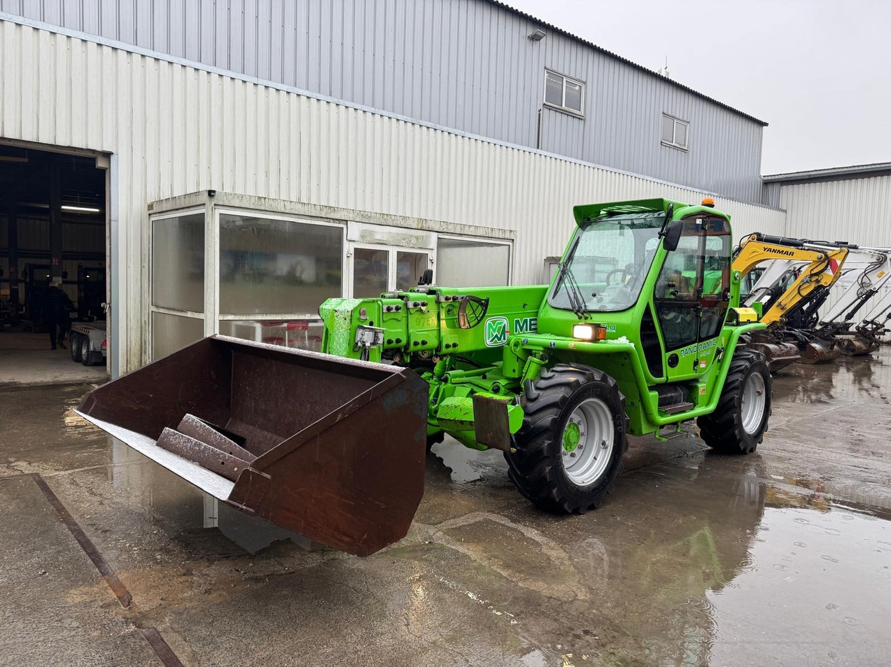 MERLO P40.17 - Телескопический погрузчик: фото 1 MERLO P40.17 - Телескопический погрузчик: фото 1