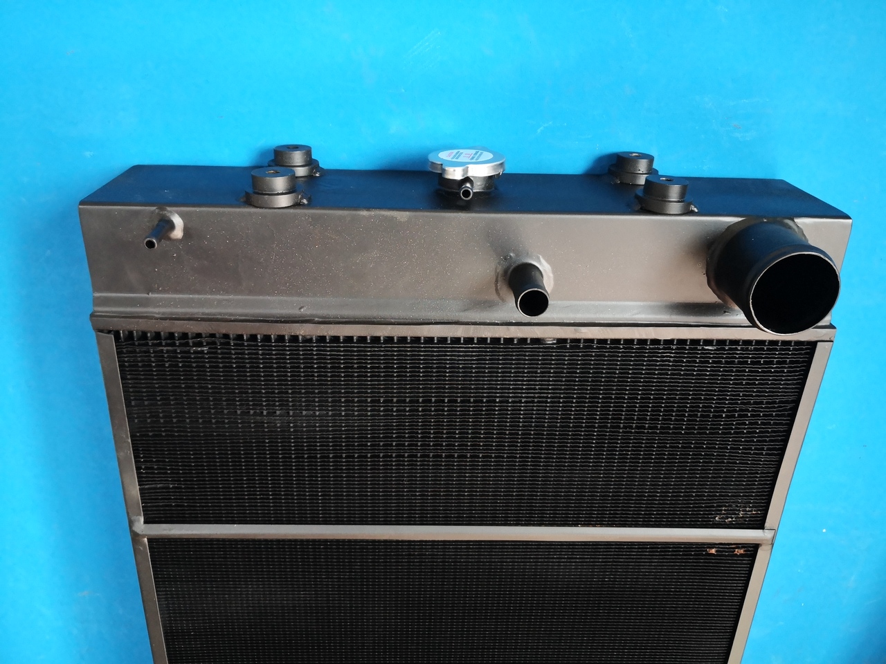 KOMATSU D65EX-15EO D65EX-15E0 D65PX-15E0 D65WX-15E0 - Радиатор для Экскаваторов: фото 3 KOMATSU D65EX-15EO D65EX-15E0 D65PX-15E0 D65WX-15E0 - Радиатор для Экскаваторов: фото 3