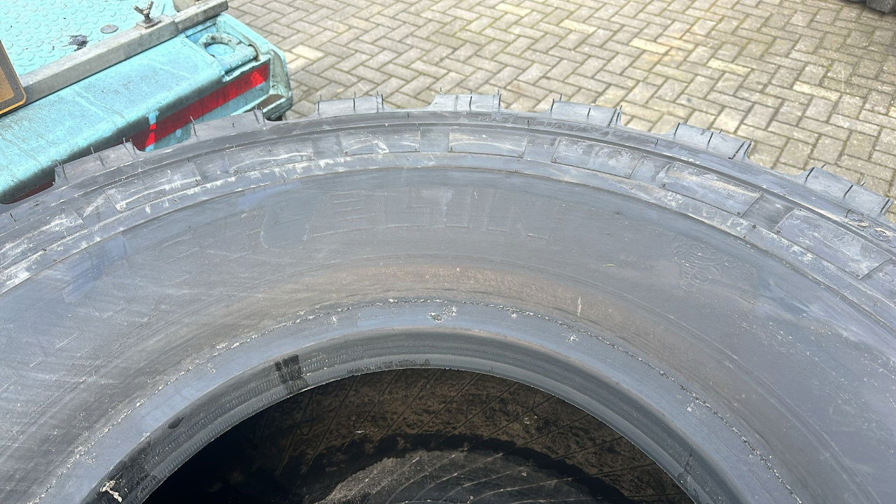 Michelin 23.5-25 XHA Banden 2 Stuks - Шина: фото 2 Michelin 23.5-25 XHA Banden 2 Stuks - Шина: фото 2