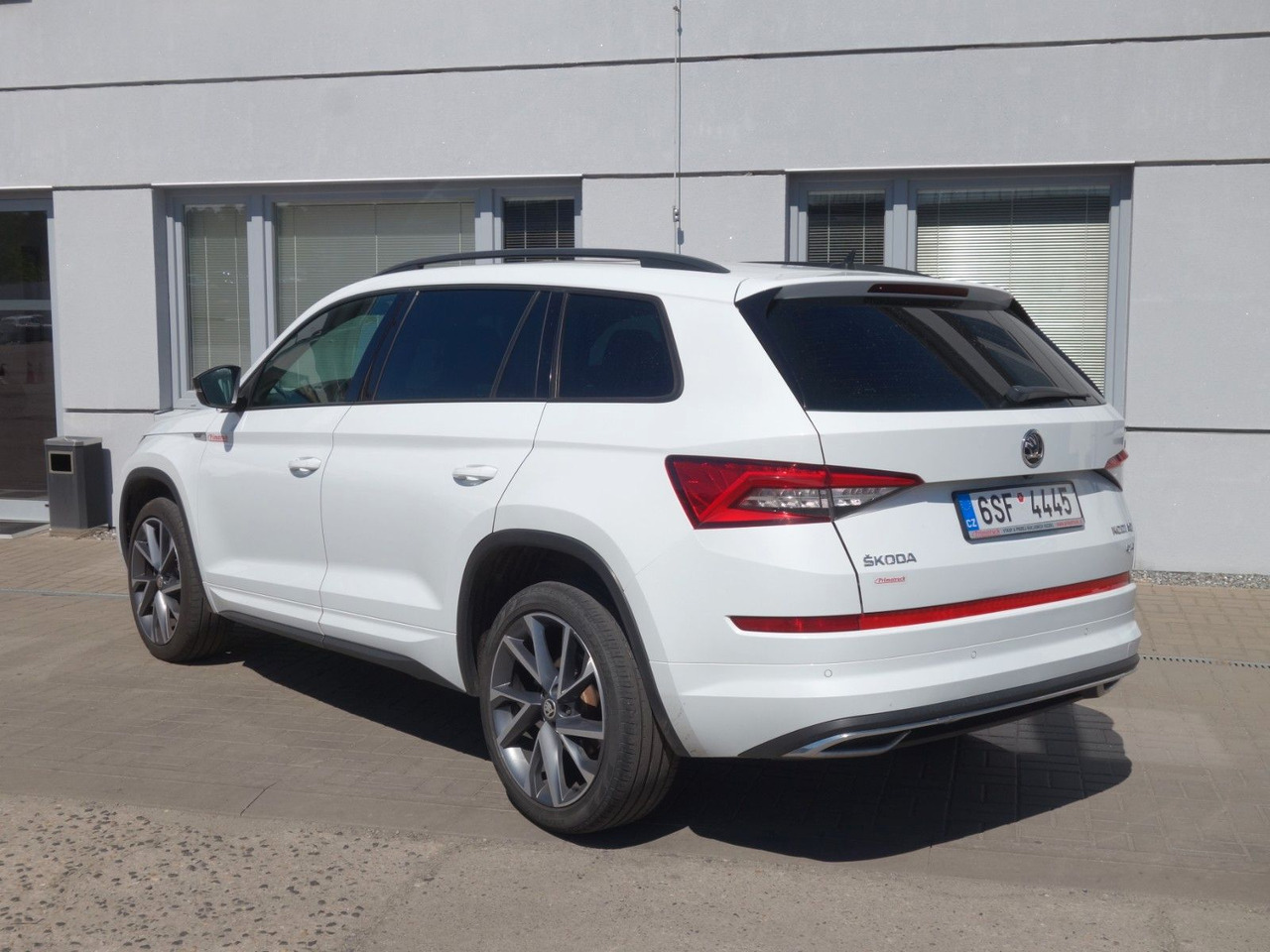 Skoda Kodiaq 2,0TDI 140kW, 4x4, SportLine, Pano, Webas - Внедорожник: фото 4 Skoda Kodiaq 2,0TDI 140kW, 4x4, SportLine, Pano, Webas - Внедорожник: фото 4