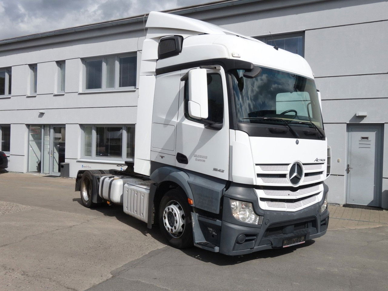 Mercedes-Benz Actros 1842 Lsnrl - Тягач: фото 3 Mercedes-Benz Actros 1842 Lsnrl - Тягач: фото 3