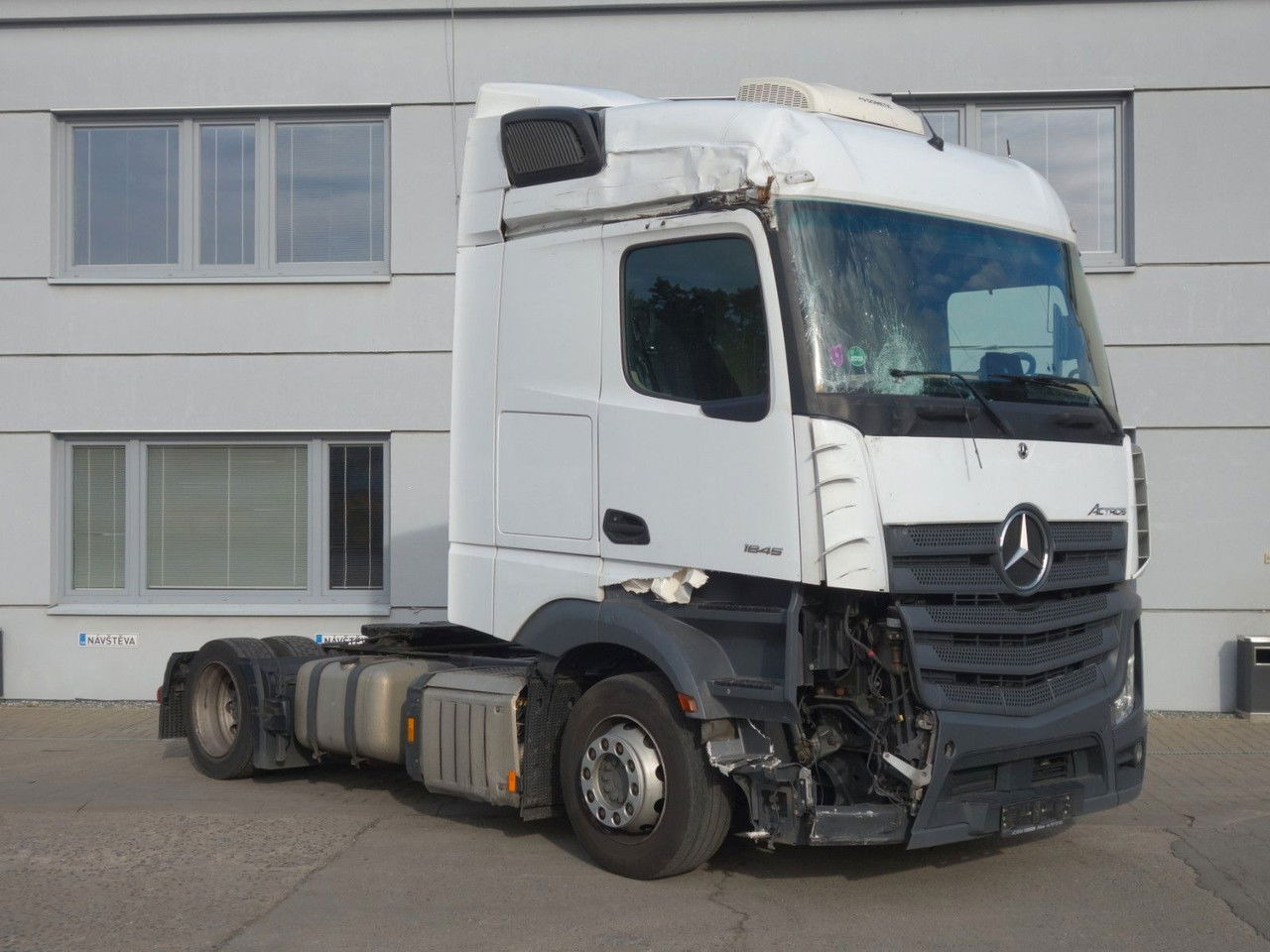 Mercedes-Benz Actros 1845 LD BIG Space MirrorCam - Тягач: фото 2 Mercedes-Benz Actros 1845 LD BIG Space MirrorCam - Тягач: фото 2